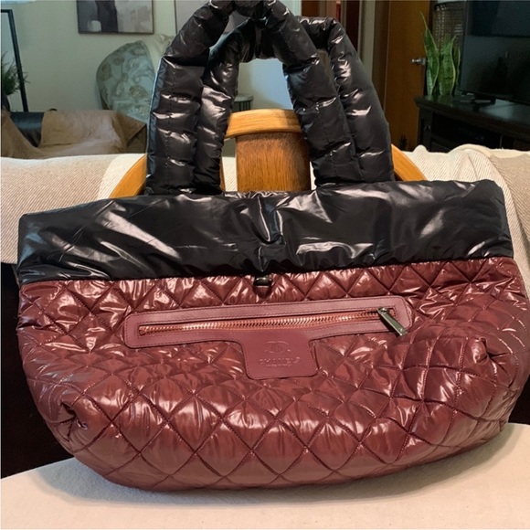 Auth CHANEL Coco Cocoon Nylon Puffer Bag *Reversible* - Picture 3 of 9